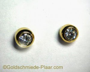 Ohrstecker mit Brillant