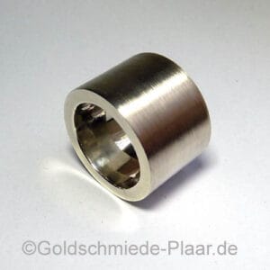 Sehr schwerer Ring aus Silber