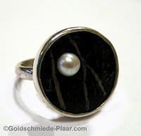 Ring aus Silber mit Kokosnuss und Perle