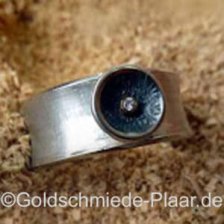 Silberring mit kleinem Brillant 0,02 ct